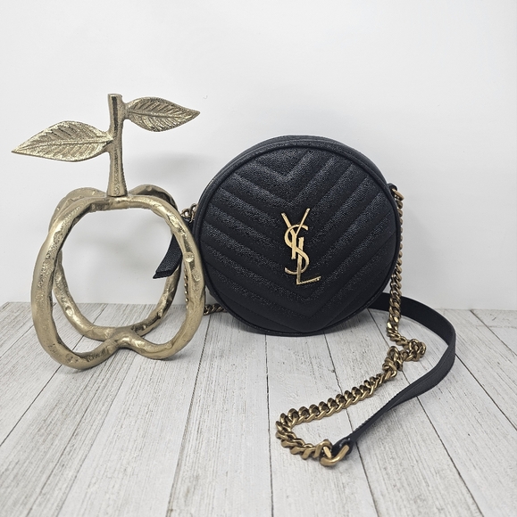 Yves Saint Laurent Paris Vinyle Round Camera Shoulder Bag - Picture 2 of 16